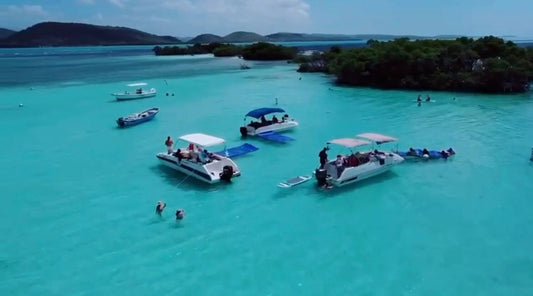 18 Passengers | Cayo Caracoles, La Parguera